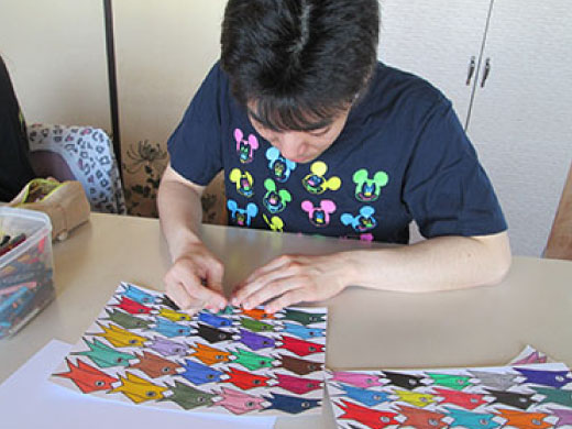 舟林さんの製作の様子